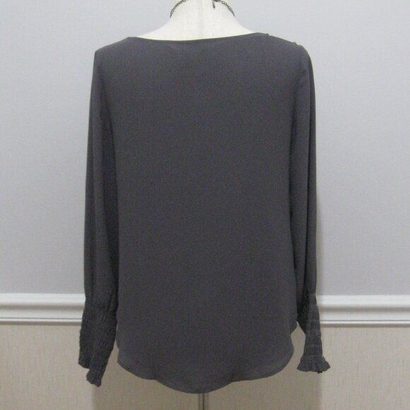Ann Taylor Elegant Statement Sleeve Silky Blouse sz XS Gray Crepe Chiffon - Picture 5 of 8